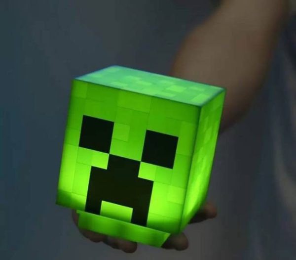 Minecraft creeper light